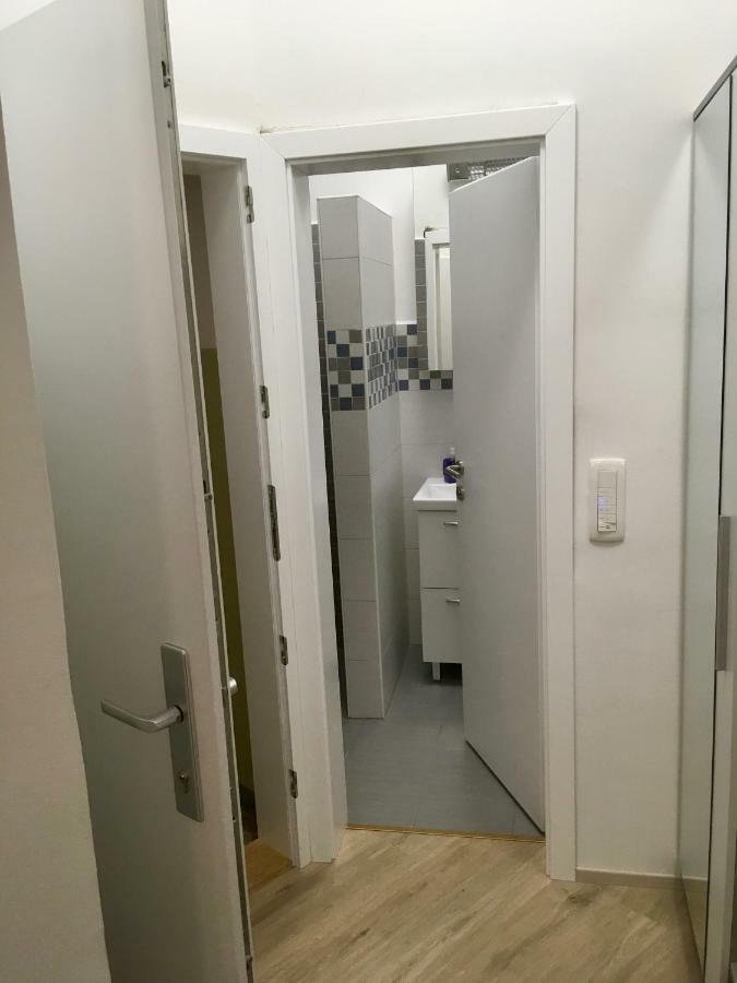 Apartment Optim Любляна Екстер'єр фото